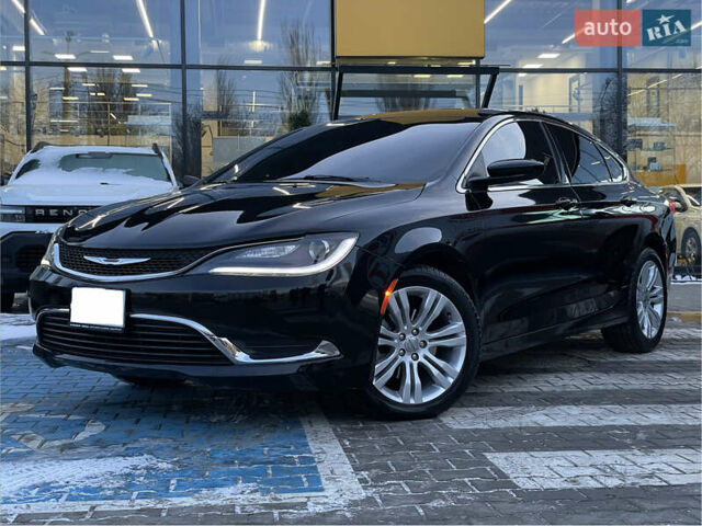 Черный Крайслер 200, объемом двигателя 2.36 л и пробегом 108 тыс. км за 10800 $, фото 1 на Automoto.ua