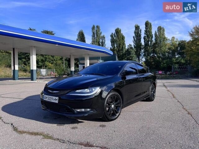 Чорний Крайслер 200, об'ємом двигуна 2.36 л та пробігом 178 тис. км за 10700 $, фото 1 на Automoto.ua