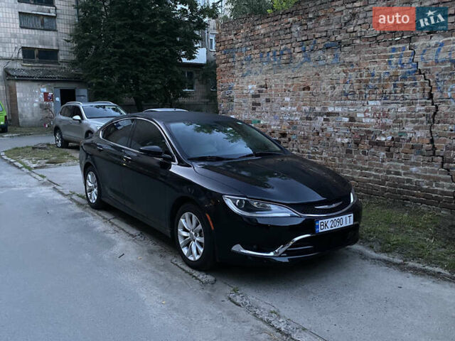 Черный Крайслер 200, объемом двигателя 2.36 л и пробегом 254 тыс. км за 9300 $, фото 1 на Automoto.ua