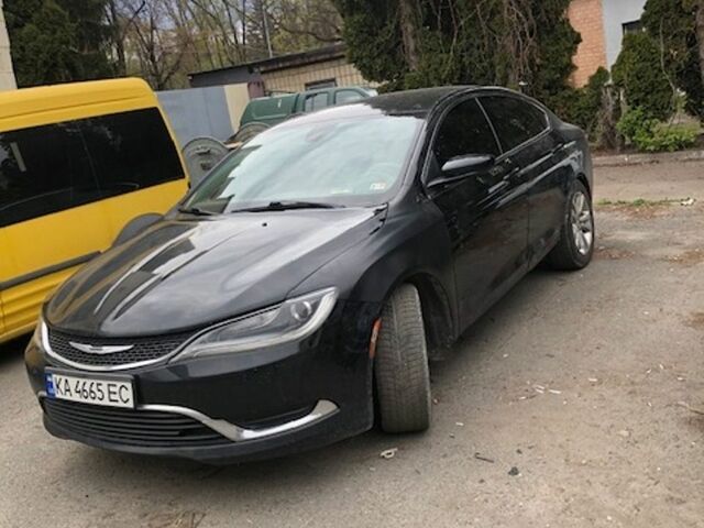 Черный Крайслер 200, объемом двигателя 2.36 л и пробегом 350 тыс. км за 6900 $, фото 1 на Automoto.ua