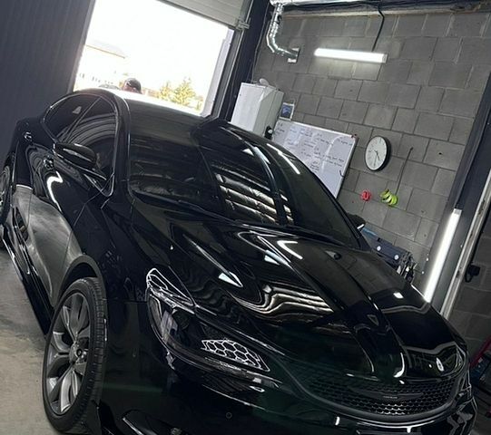 Черный Крайслер 200, объемом двигателя 2.36 л и пробегом 120 тыс. км за 11500 $, фото 1 на Automoto.ua