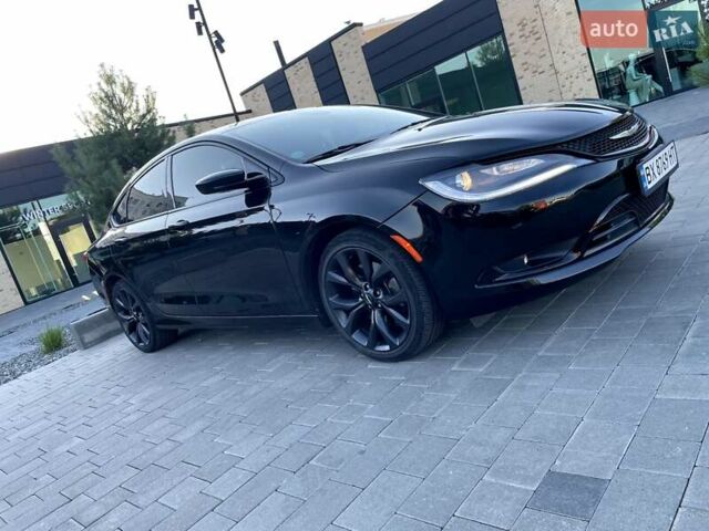 Чорний Крайслер 200, об'ємом двигуна 2.4 л та пробігом 107 тис. км за 13300 $, фото 1 на Automoto.ua