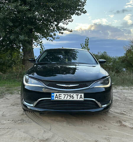 Чорний Крайслер 200, об'ємом двигуна 2.36 л та пробігом 156 тис. км за 9200 $, фото 1 на Automoto.ua