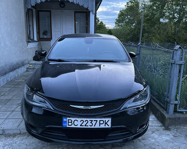 Чорний Крайслер 200, об'ємом двигуна 2.36 л та пробігом 146 тис. км за 10000 $, фото 1 на Automoto.ua