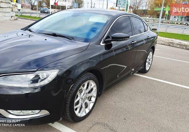 Чорний Крайслер 200, об'ємом двигуна 3.6 л та пробігом 152 тис. км за 16800 $, фото 1 на Automoto.ua