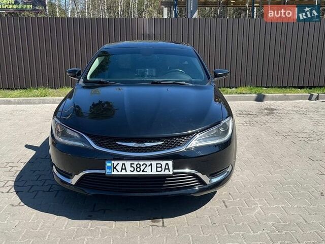 Черный Крайслер 200, объемом двигателя 2.36 л и пробегом 150 тыс. км за 11200 $, фото 1 на Automoto.ua