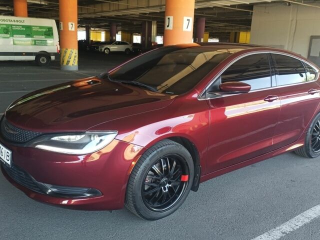 Червоний Крайслер 200, об'ємом двигуна 2.4 л та пробігом 214 тис. км за 9275 $, фото 1 на Automoto.ua