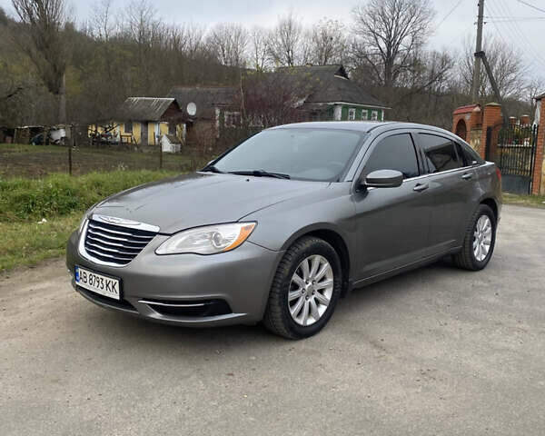 Крайслер 200, объемом двигателя 2.4 л и пробегом 187 тыс. км за 7299 $, фото 1 на Automoto.ua