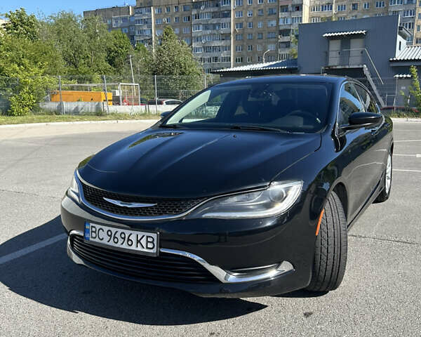 Крайслер 200, объемом двигателя 2.36 л и пробегом 219 тыс. км за 9600 $, фото 1 на Automoto.ua