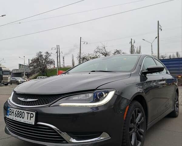 Серый Крайслер 200, объемом двигателя 2.4 л и пробегом 173 тыс. км за 10300 $, фото 1 на Automoto.ua