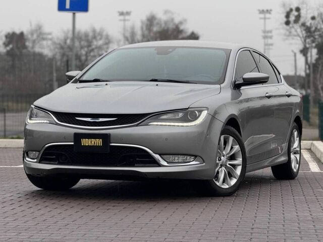 Сірий Крайслер 200, об'ємом двигуна 3.6 л та пробігом 184 тис. км за 12600 $, фото 1 на Automoto.ua