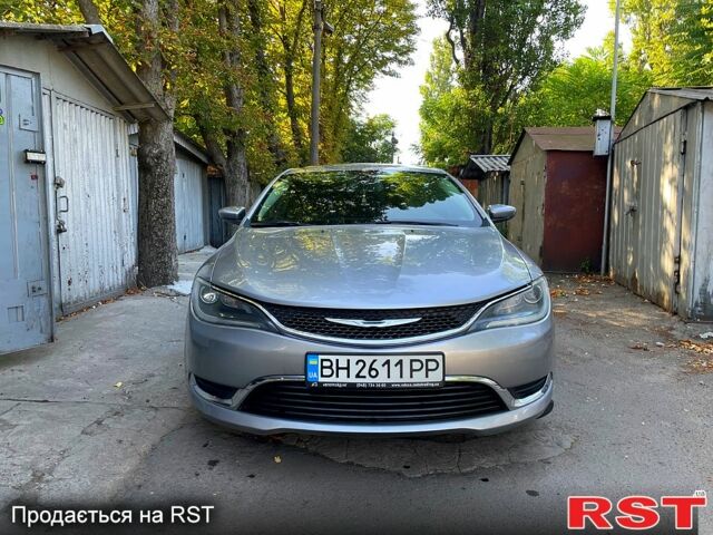 Сірий Крайслер 200, об'ємом двигуна 2.4 л та пробігом 210 тис. км за 8500 $, фото 1 на Automoto.ua