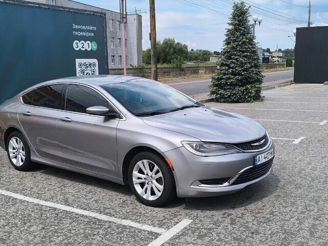Серый Крайслер 200, объемом двигателя 2.36 л и пробегом 150 тыс. км за 8500 $, фото 1 на Automoto.ua