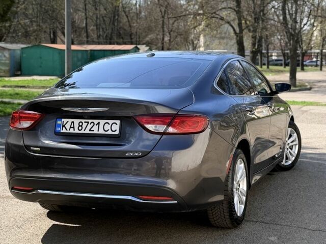Сірий Крайслер 200, об'ємом двигуна 2.4 л та пробігом 200 тис. км за 8600 $, фото 1 на Automoto.ua