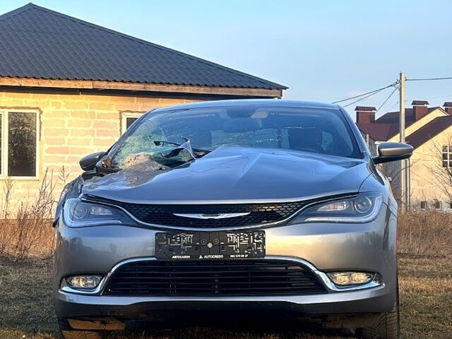 Сірий Крайслер 200, об'ємом двигуна 2.4 л та пробігом 219 тис. км за 4500 $, фото 1 на Automoto.ua