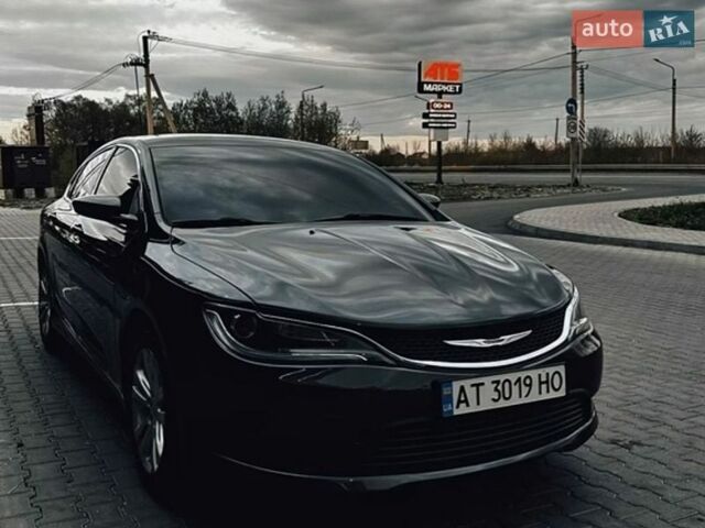Серый Крайслер 200, объемом двигателя 2.4 л и пробегом 205 тыс. км за 10500 $, фото 1 на Automoto.ua