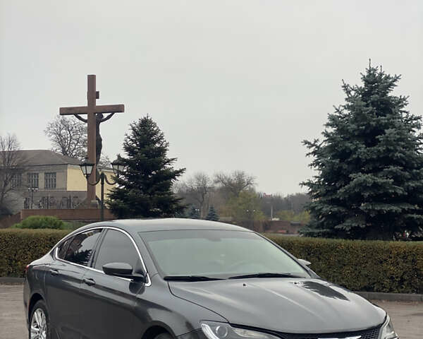 Сірий Крайслер 200, об'ємом двигуна 2.36 л та пробігом 257 тис. км за 9600 $, фото 1 на Automoto.ua