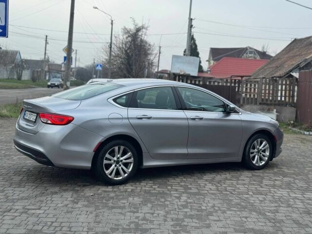 Сірий Крайслер 200, об'ємом двигуна 2.4 л та пробігом 250 тис. км за 8500 $, фото 1 на Automoto.ua