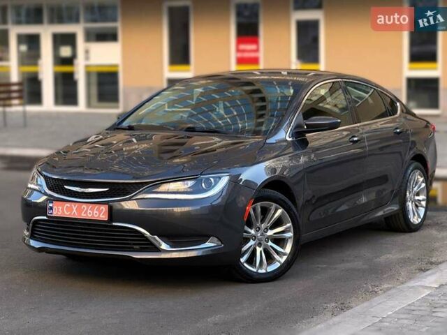 Сірий Крайслер 200, об'ємом двигуна 2.4 л та пробігом 117 тис. км за 10500 $, фото 1 на Automoto.ua