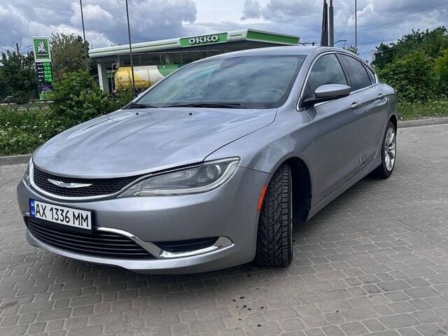 Серый Крайслер 200, объемом двигателя 2.36 л и пробегом 164 тыс. км за 9299 $, фото 1 на Automoto.ua