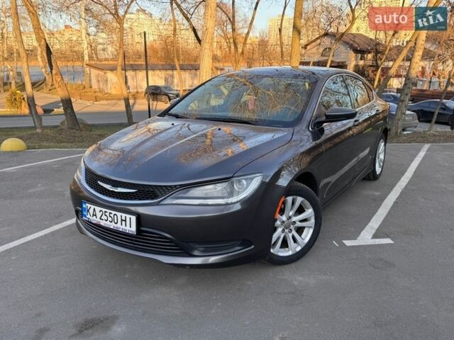 Сірий Крайслер 200, об'ємом двигуна 2.36 л та пробігом 273 тис. км за 8700 $, фото 1 на Automoto.ua