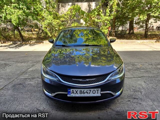 Сірий Крайслер 200, об'ємом двигуна 2.4 л та пробігом 17600 тис. км за 9900 $, фото 1 на Automoto.ua