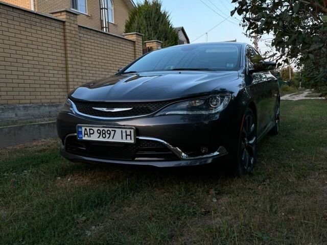 Серый Крайслер 200, объемом двигателя 3.6 л и пробегом 105 тыс. км за 12400 $, фото 1 на Automoto.ua
