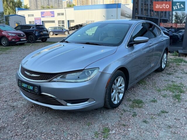 Серый Крайслер 200, объемом двигателя 2.36 л и пробегом 199 тыс. км за 8699 $, фото 1 на Automoto.ua