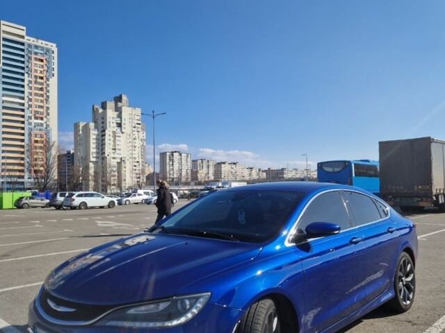 Синий Крайслер 200, объемом двигателя 3.61 л и пробегом 199 тыс. км за 9999 $, фото 1 на Automoto.ua