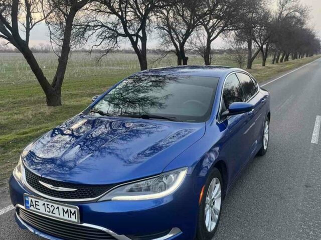 Синий Крайслер 200, объемом двигателя 2.36 л и пробегом 268 тыс. км за 10500 $, фото 1 на Automoto.ua