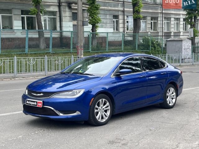 Синій Крайслер 200, об'ємом двигуна 2.4 л та пробігом 210 тис. км за 8790 $, фото 1 на Automoto.ua