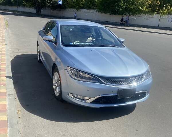 Синий Крайслер 200, объемом двигателя 2.36 л и пробегом 170 тыс. км за 11900 $, фото 1 на Automoto.ua