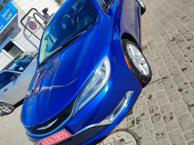 Синий Крайслер 200, объемом двигателя 2.4 л и пробегом 228 тыс. км за 9335 $, фото 1 на Automoto.ua