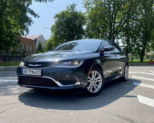 Синий Крайслер 200, объемом двигателя 2.36 л и пробегом 144 тыс. км за 10900 $, фото 1 на Automoto.ua