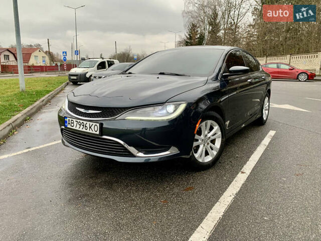 Синий Крайслер 200, объемом двигателя 2.36 л и пробегом 145 тыс. км за 10900 $, фото 1 на Automoto.ua