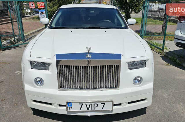 Білий Крайслер 300C, об'ємом двигуна 3.52 л та пробігом 165 тис. км за 7000 $, фото 1 на Automoto.ua