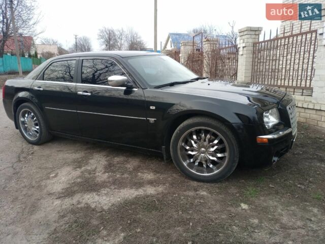 Чорний Крайслер 300C, об'ємом двигуна 3.52 л та пробігом 305 тис. км за 6500 $, фото 1 на Automoto.ua