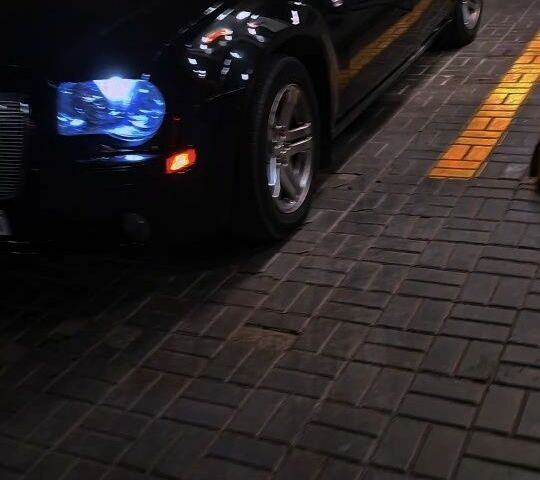 Крайслер 300C 2007 в Павлограде на Automoto.ua Черный Крайслер 300C, объемом двигателя 0 л и пробегом 300 тыс. км за 8664 $, фото 1 на Automoto.ua