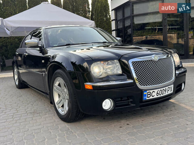 Чорний Крайслер 300C, об'ємом двигуна 2.74 л та пробігом 235 тис. км за 9750 $, фото 1 на Automoto.ua