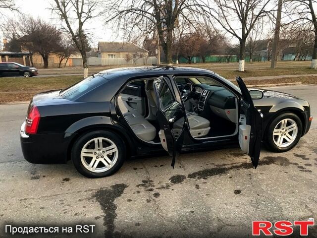 Крайслер 300C, об'ємом двигуна 2.7 л та пробігом 174 тис. км за 7499 $, фото 1 на Automoto.ua