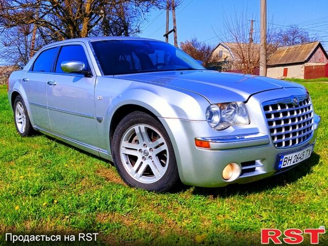 Сірий Крайслер 300C, об'ємом двигуна 2.7 л та пробігом 300 тис. км за 4999 $, фото 1 на Automoto.ua