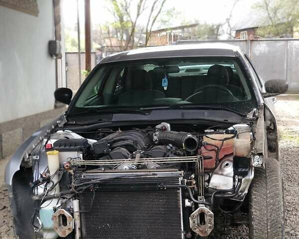 Серый Крайслер 300C, объемом двигателя 2.7 л и пробегом 80 тыс. км за 2850 $, фото 1 на Automoto.ua