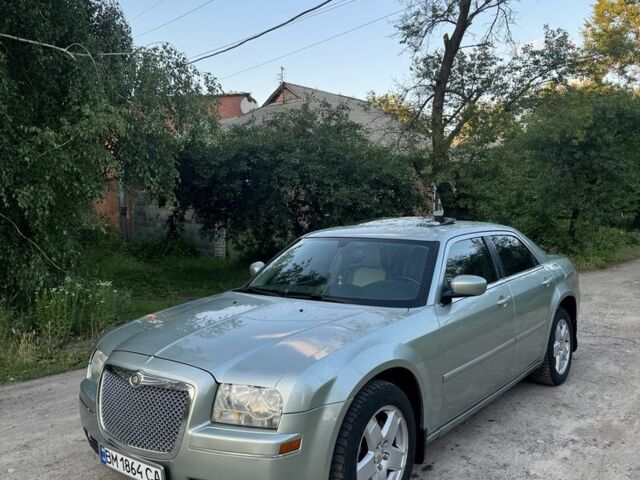 Серый Крайслер 300C, объемом двигателя 3.5 л и пробегом 229 тыс. км за 7700 $, фото 1 на Automoto.ua
