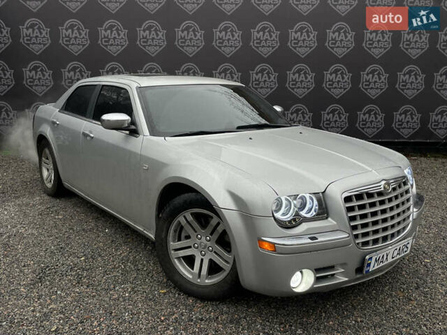 Сірий Крайслер 300C, об'ємом двигуна 3.5 л та пробігом 189 тис. км за 7400 $, фото 1 на Automoto.ua