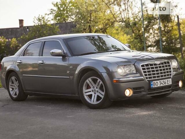 Сірий Крайслер 300C, об'ємом двигуна 2.74 л та пробігом 207 тис. км за 7700 $, фото 1 на Automoto.ua
