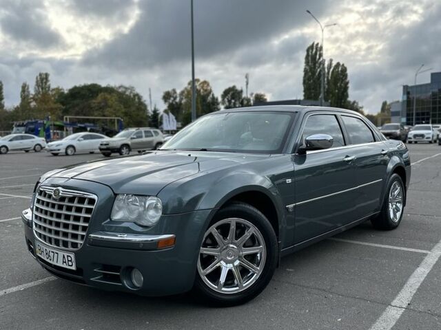 Зелений Крайслер 300C, об'ємом двигуна 3.5 л та пробігом 188 тис. км за 9100 $, фото 1 на Automoto.ua
