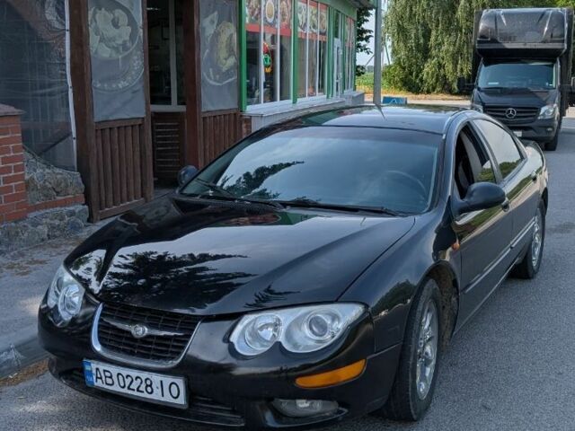 Черный Крайслер 300М, объемом двигателя 2.7 л и пробегом 200 тыс. км за 2731 $, фото 1 на Automoto.ua