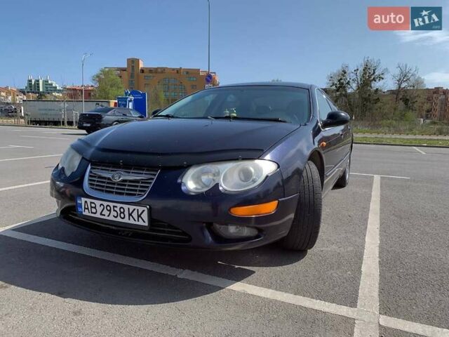 Синій Крайслер 300М, об'ємом двигуна 3.5 л та пробігом 250 тис. км за 3850 $, фото 1 на Automoto.ua