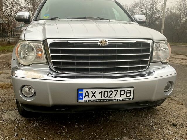 Серый Крайслер Аспен, объемом двигателя 5.7 л и пробегом 273 тыс. км за 11300 $, фото 1 на Automoto.ua