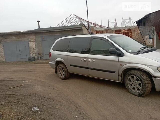 Крайслер Grand Voyager, об'ємом двигуна 2.8 л та пробігом 200 тис. км за 4000 $, фото 1 на Automoto.ua